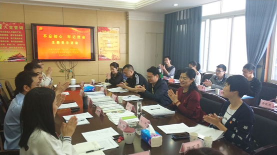 1526435632181054.png blob.png